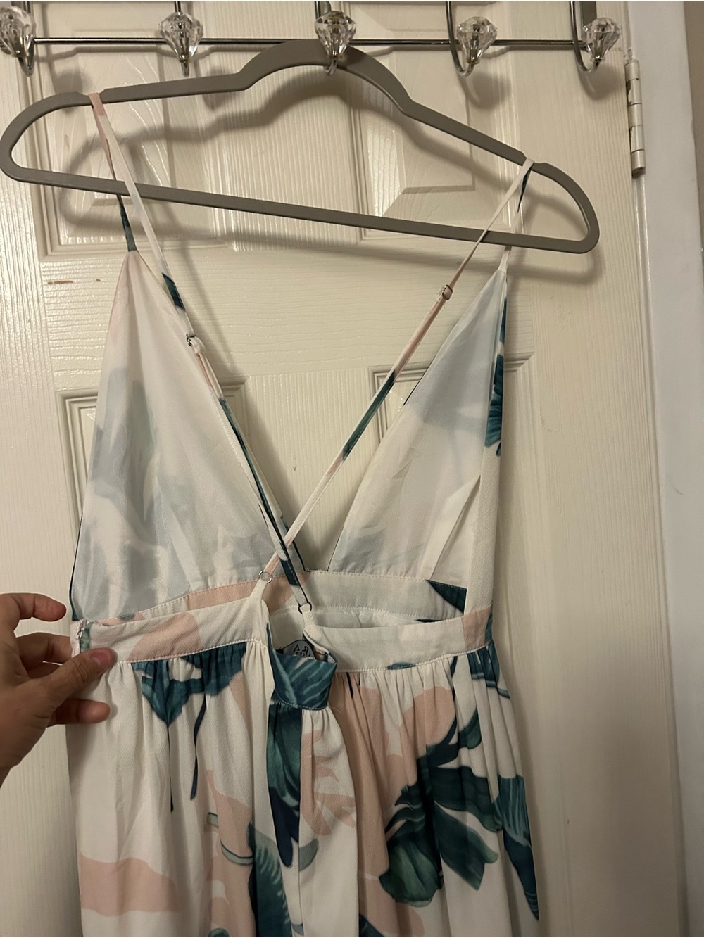 AKIRA White Maxi Jumpsuit with Teal & Blush Leaf Print - Picture 8 of 11